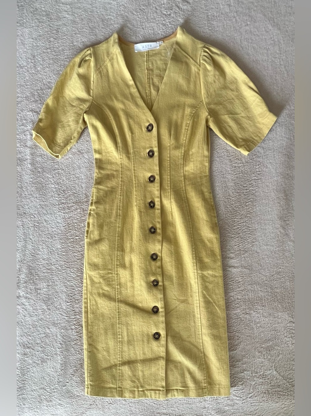 NWT ASTR The Label Yellow Button-Front Midi Dress
